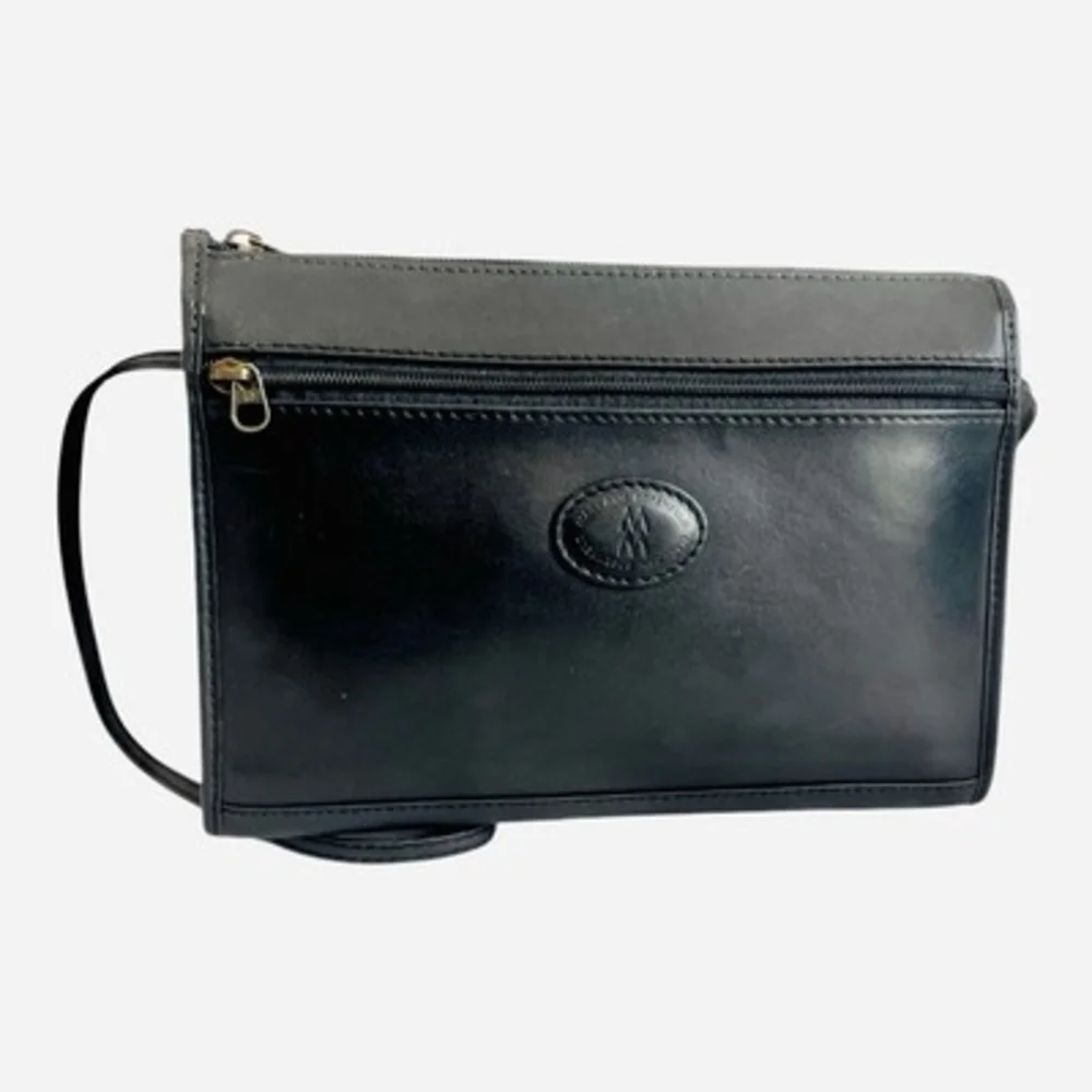 Mary Ann Rosenfeld Vintage Black Leather Shoulder Bag Elegant Classic 10.5x3x8.5